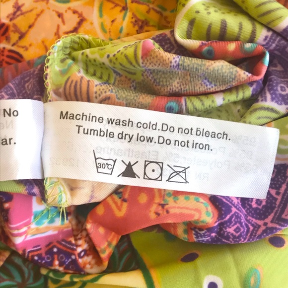 NWOT 💖 Christina Love 💖 Multi-Color Floral Halter Summer Beach Vacation Dress - Picture 6 of 8